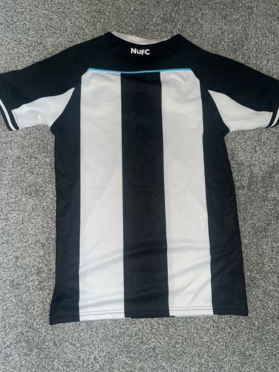 Newcastle United Jersey Small
