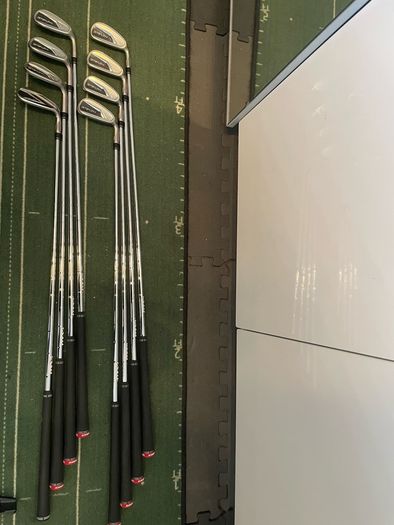 TaylorMade Stealth Golf Set