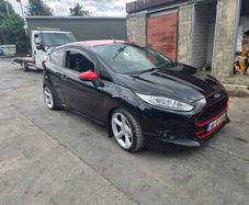 Ford fiesta black edition