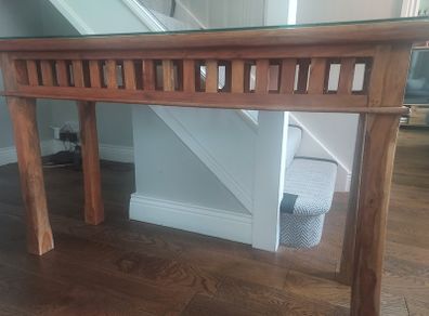 Hall table