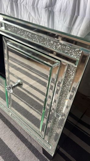 Mirrored 4-Drawer TV Unit / Sideboard