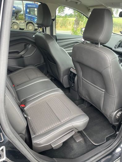 Ford kuga 4 seat crew cab