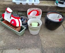 Plant pots