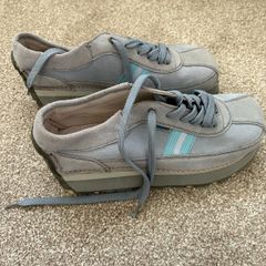 Ladies Shoes