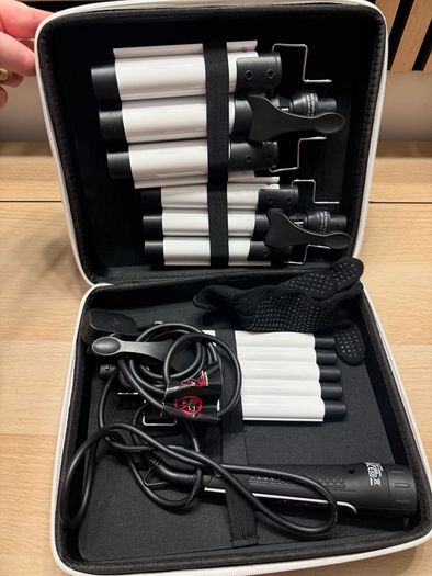 Voduz 3 in 1 waver in its original case