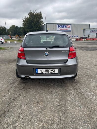 BMW 1-Series 2010 with CarPlay radio