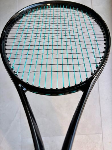 Head Speed Pro Legend tennis racket 310g 100 sq in