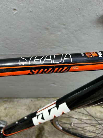KTM Strada 800