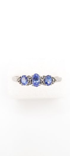 Vintage Sterling Silver And Tanzanite Ring
