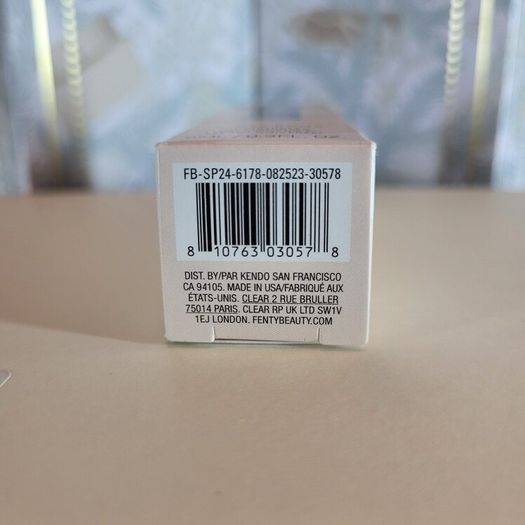 Fenty Gloss Bomb Universal Lip Luminizer in Fussy