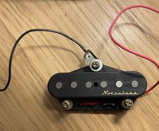 Fender player plus  noiseless bridge pick up