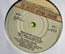 Elton John. Breaking hearts vinyl record single in vg+ condition