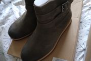UGG josephene ankle boot, size UK4