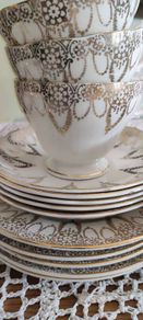 Bowbell Bone China Tea