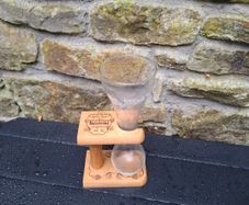 Belgian beer glass kwak possible to post
