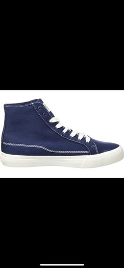 Men's Levi's runners new boxed size 10