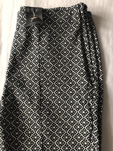 Black & White Pattern Trousers BNWT
