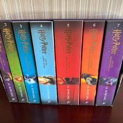 Harry Potter - The Complete Series Box Set. Paperbacks. Bloomsbury.