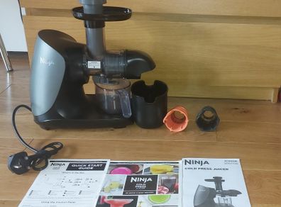 Ninja JC100UK cold press juicer