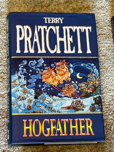 21 Discworld books Hardcover