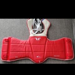 Tusa Taekwondo Reversible Chest Guard Size 2/