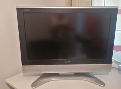 Sharp Aquos 32" LCD TV