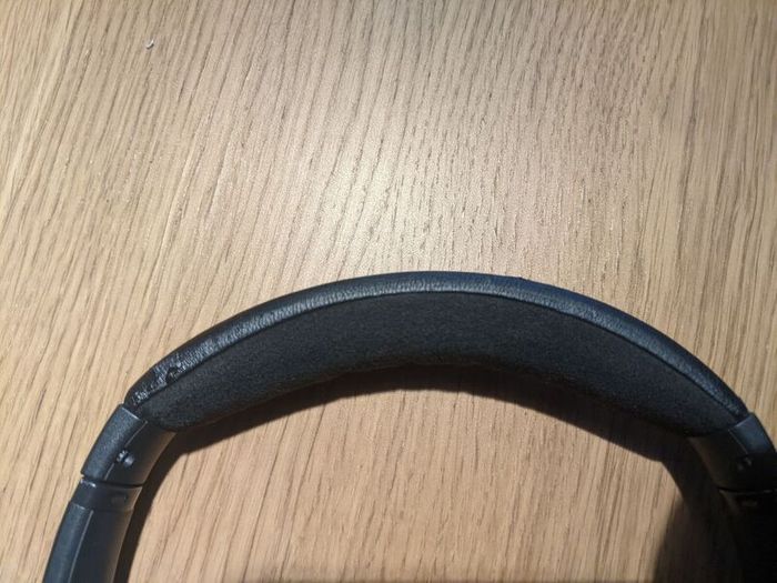Bose SoundLink Around-Ear Wireless Headphones II Black