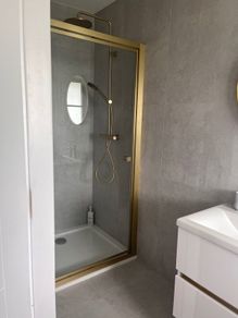 16 Boxes of Liberty White Tiles - 59x59