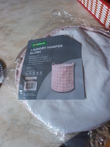 Laundry Pop Up  Hamper. S. H.45 x W40 x D40cm. B.N.W.T.