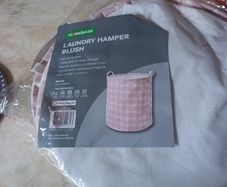 Laundry Pop Up  Hamper. S. H.45 x W40 x D40cm. B.N.W.T.