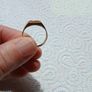 gold ring Image 3