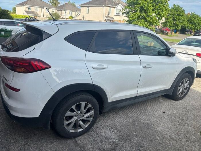 Hyundai Tucson   2 seats comercial