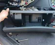 Saab 93 glove compartment