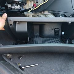 Saab 93 glove compartment