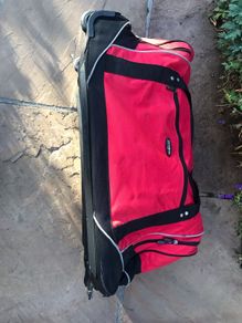 Samsonite travel bag.  Large capacity.