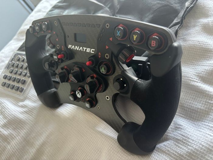 2x Fanatec QR1 Wheels