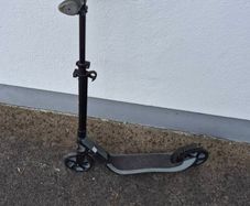 Globber NL205 Scooter