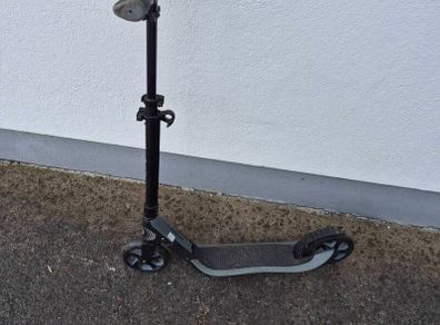 Globber NL205 Scooter