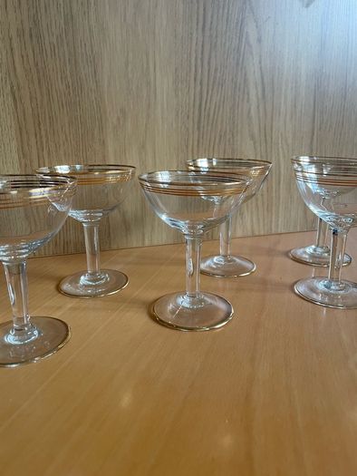 Vintage Gold Ring Champagne Coupe Glasses