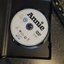 Annie DVD Image 2