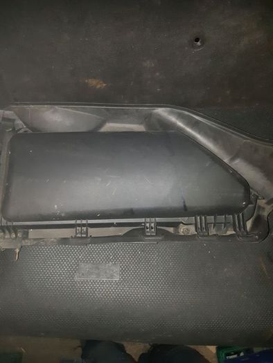 BMW 5 SERIES 03-2011 E60 Left Passenger Side Air Filter Box Inlet 64 31 6921601