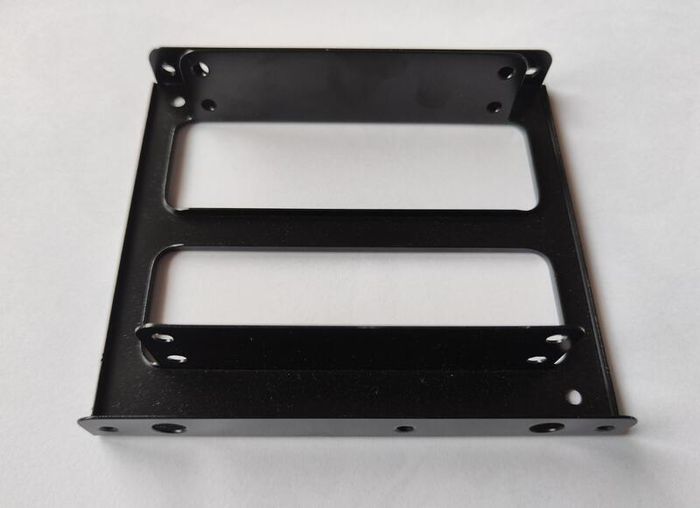 2.5" to 3.5" SSD Hard Drive Adapter