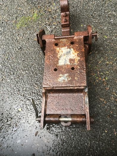 massey Ferguson swinging draw bar 135 35