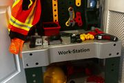 Toy tool bench