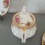 Old  Country Roses Royal Albert Image 4
