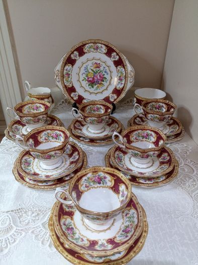Vintage 21 piece Tea Set Royal Albert Lady Hamilton, Bone China