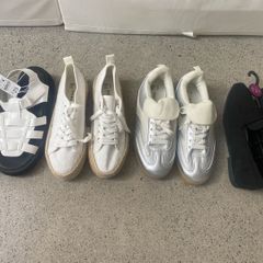 Women's shoes size 5 unworn