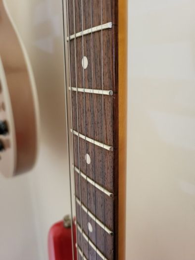 Squier Simon Neil Stratocaster