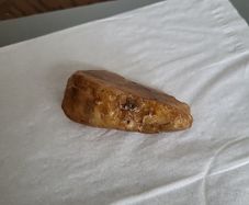 Quartz specimen golden colour