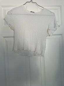 Zara white ribbed crop tshirt top size S